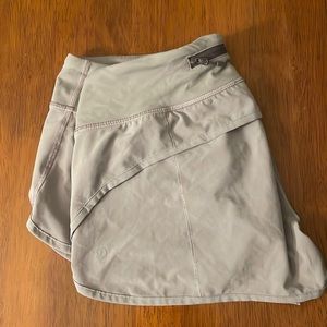 Lululemon Athletica Speed Up Low-Rise Lined Athletic Shorts 2.5”